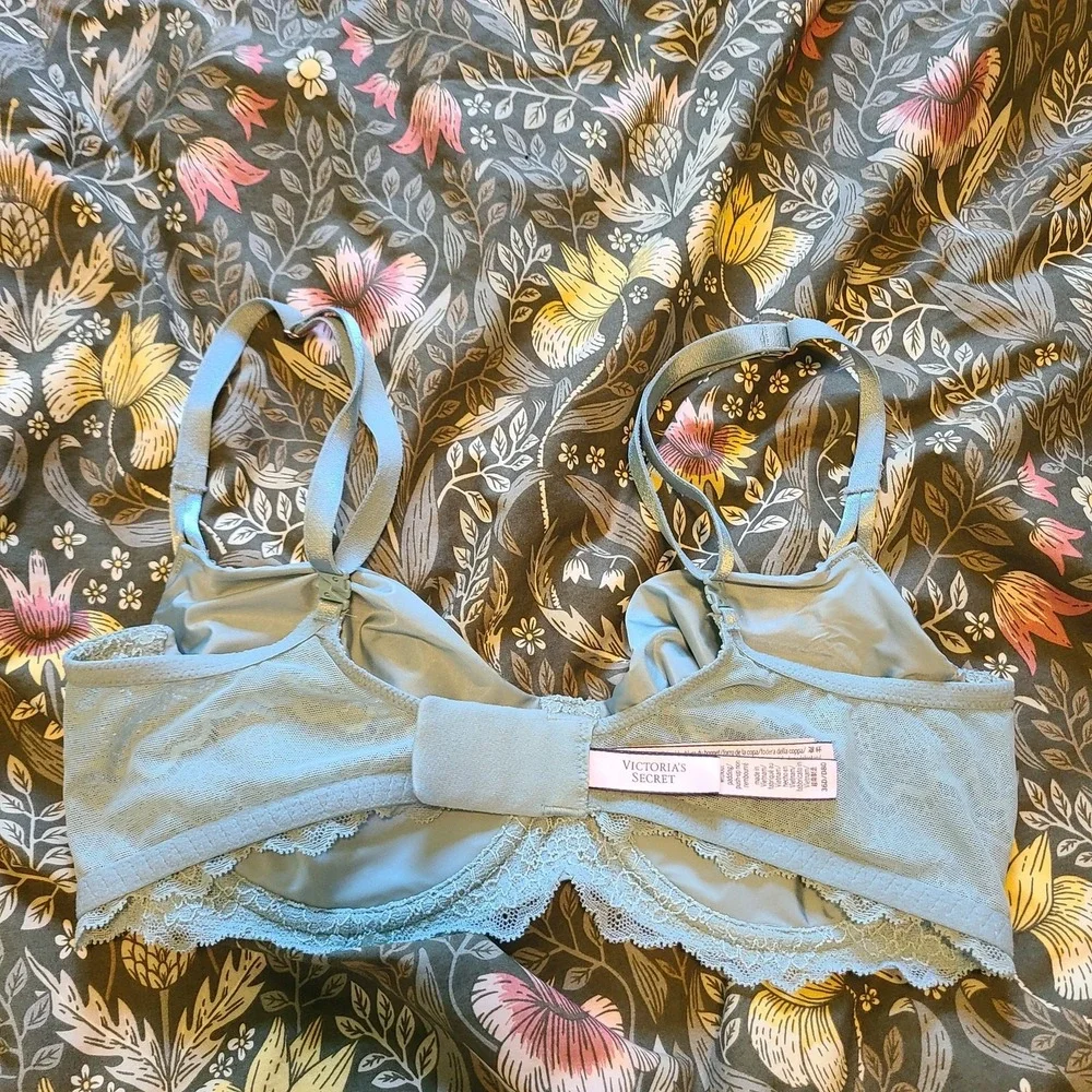 Victoria Secret Dream Angel Push Up Balconette Bra Womens 36D Lace Mint Romantic